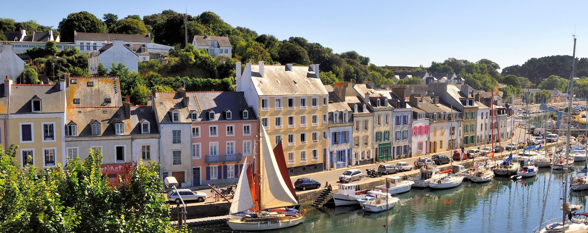 Port et maisons colorées du Palais - Belle-Île-en-Mer - Bretagne