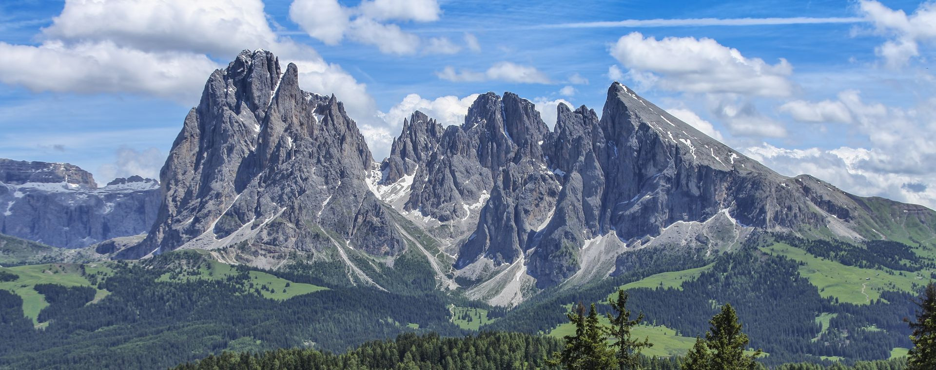 Massif du Sassolungo et de l'Alpe di Siusi - Dolomites - Italie