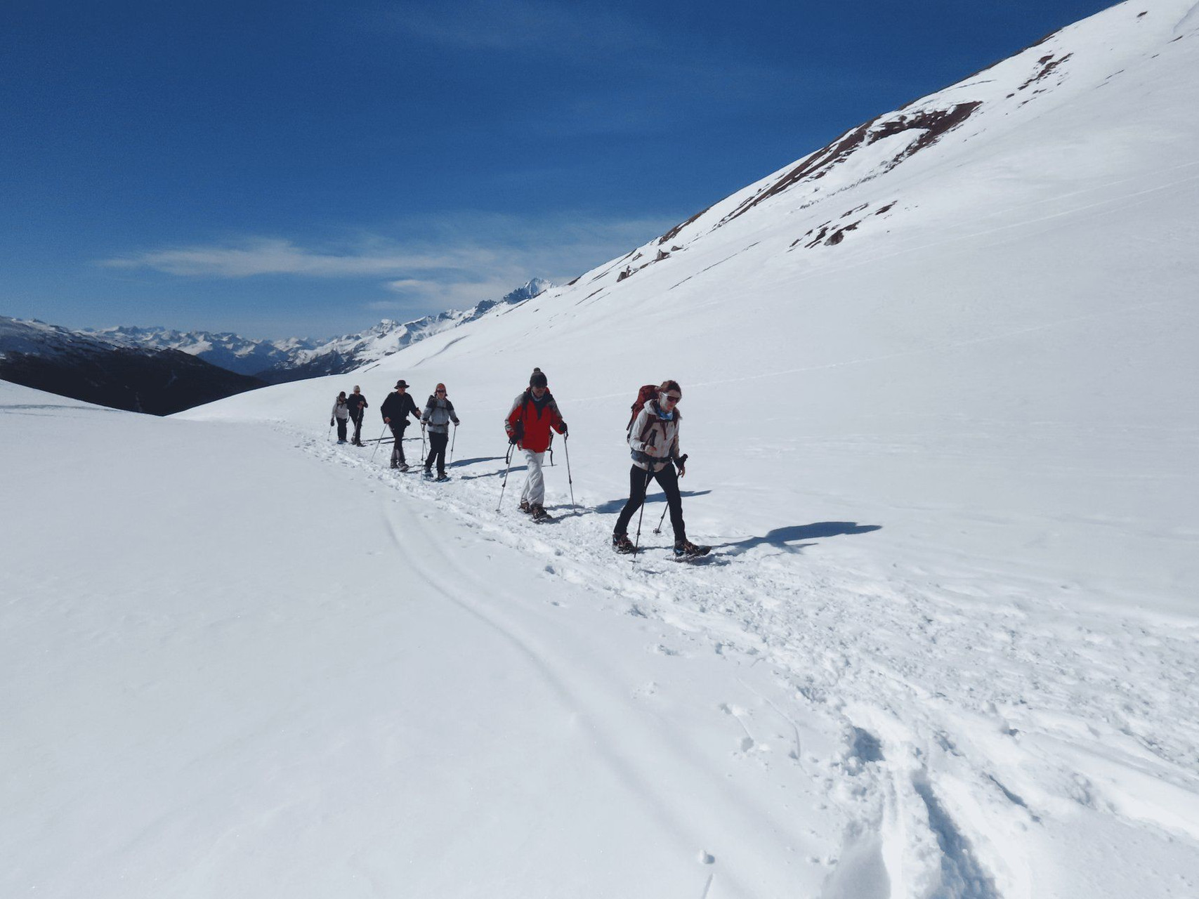 Randonneurs en raquettes à neige - Bessans - Haute-Maurienne - France