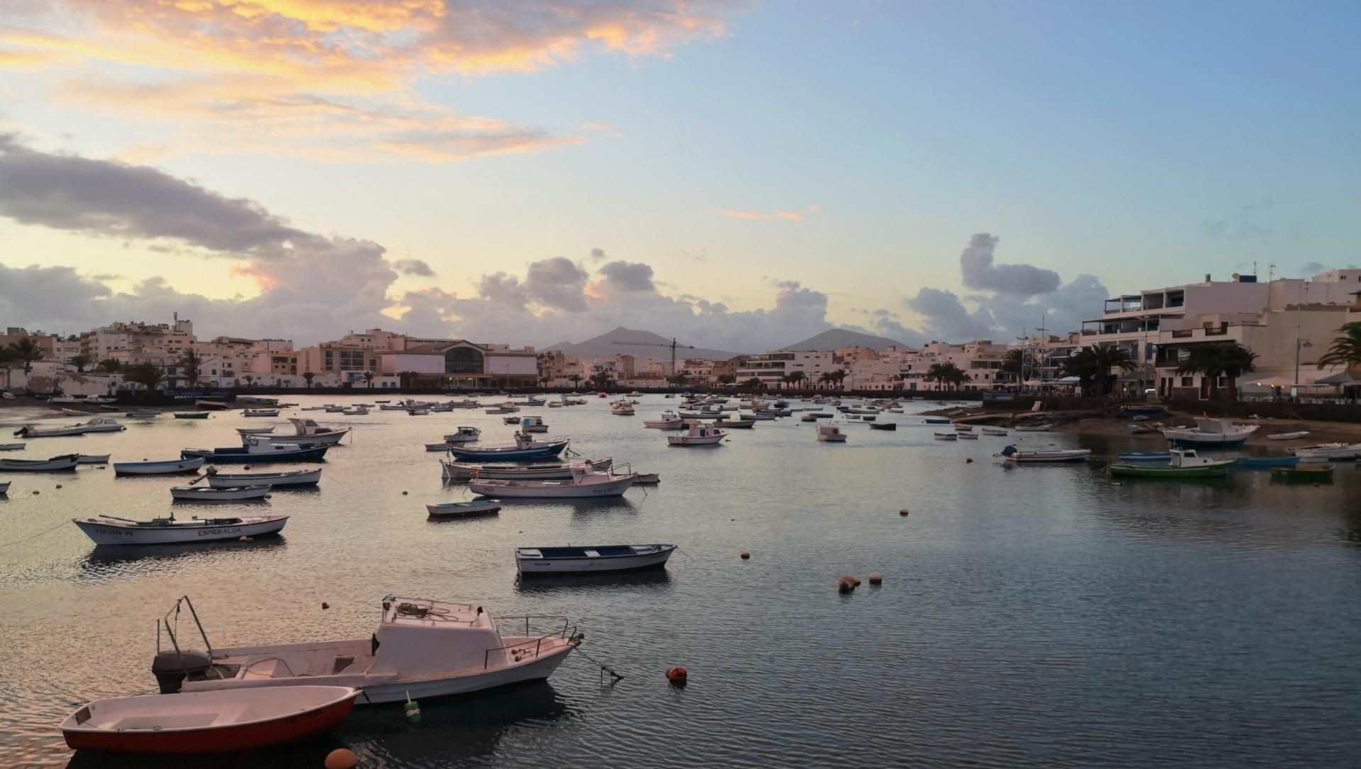 Coucher de soleil sur le port d'Arrecife - Lanzarote - Espagne