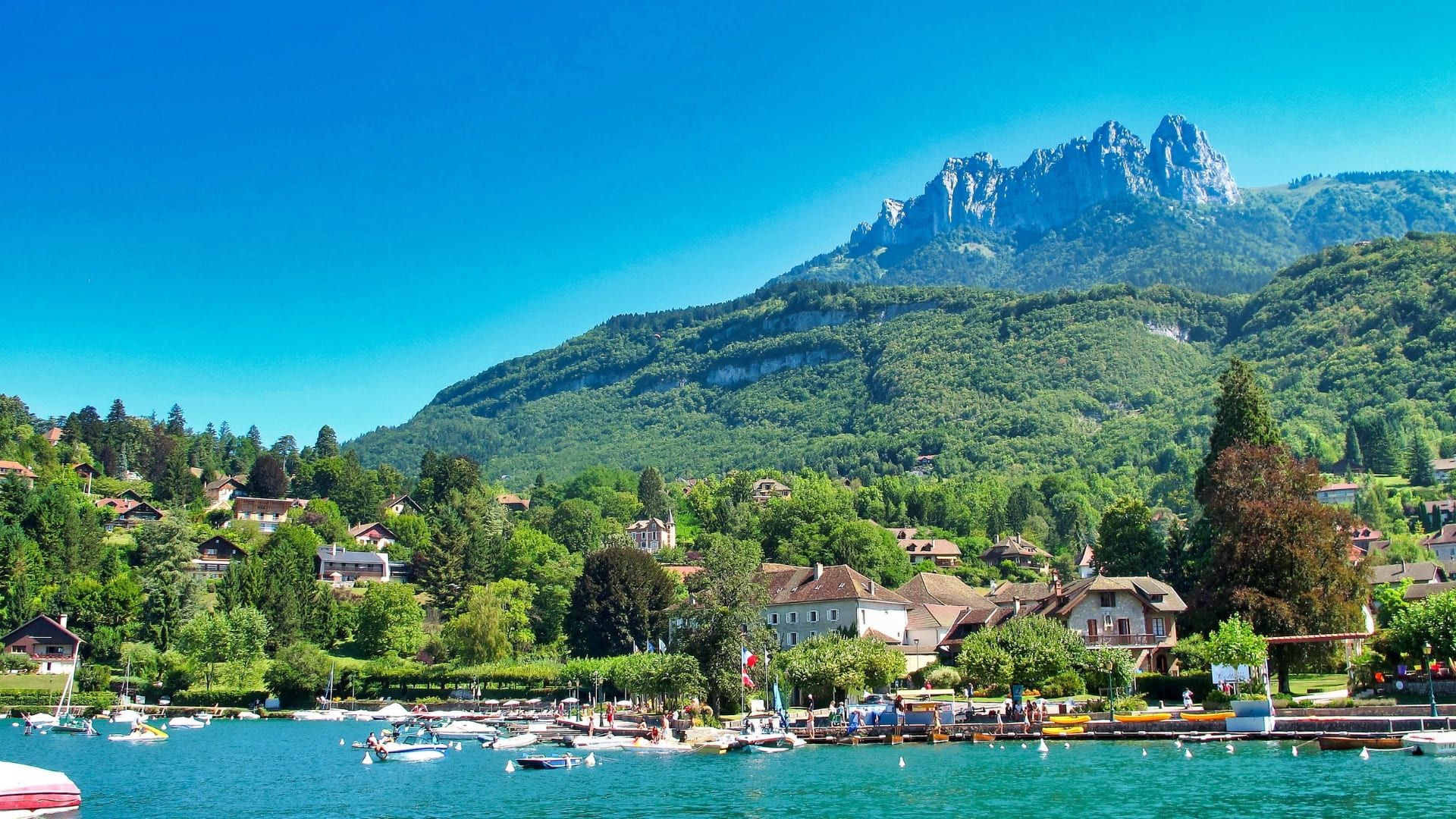 © Jean-Claude Praire Vue sur le lac d'Annecy - Talloires - Haute-Savoie - France