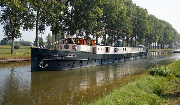 The Magnifique II boat