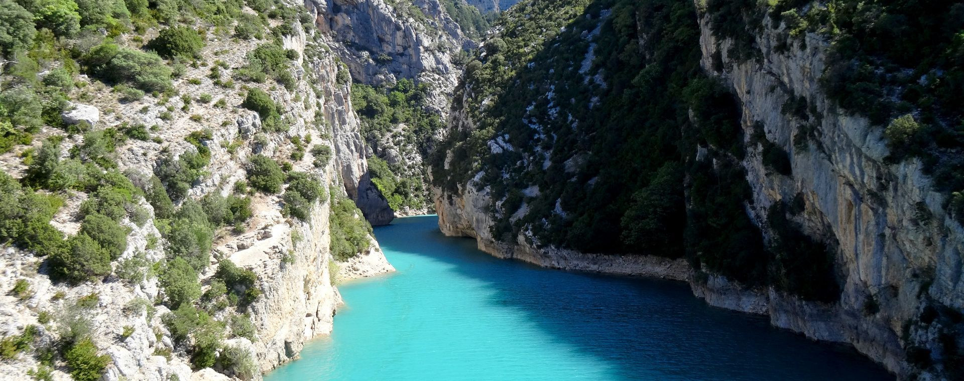 Eaux turquoise des gorges du Toulourenc - Provence - France