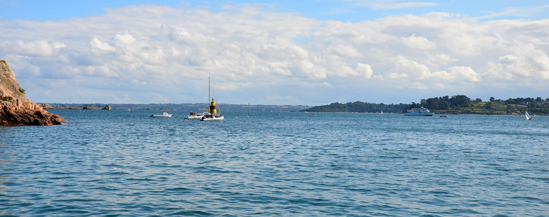 Traversée en bateau vers l'île de Bréhat - Bretagne - France