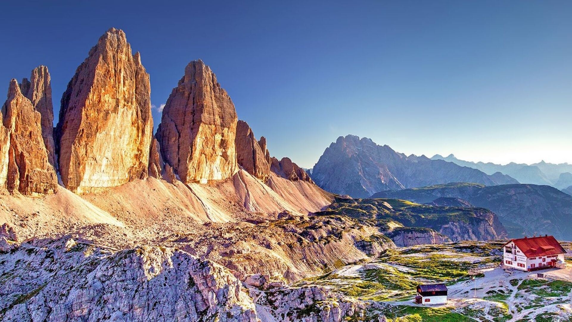 Tre Cime di Lavaredo et refuge Locatelli - Dolomites - Italie