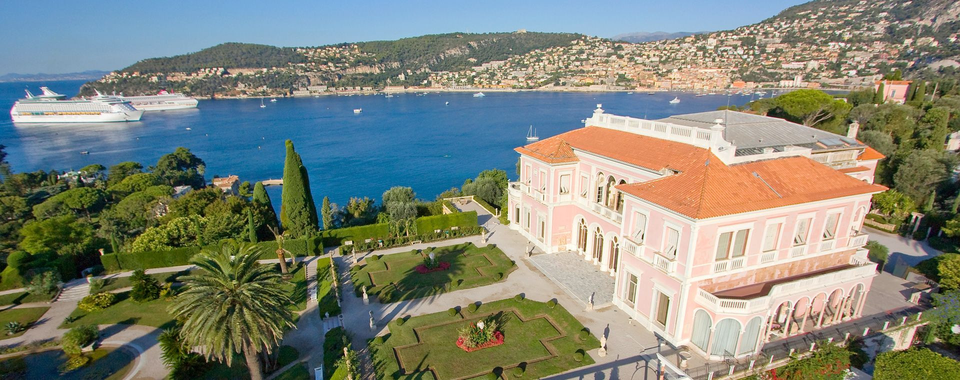 Villa Ephrussi de Rothschild et ses jardins au bord de mer - Saint-Jean-Cap-Ferrat - Côte d'Azur, France