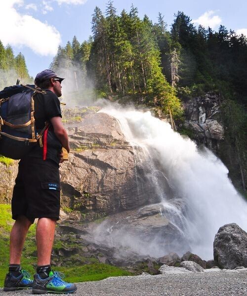Cascade dans la vallée de KrimmIer Achental