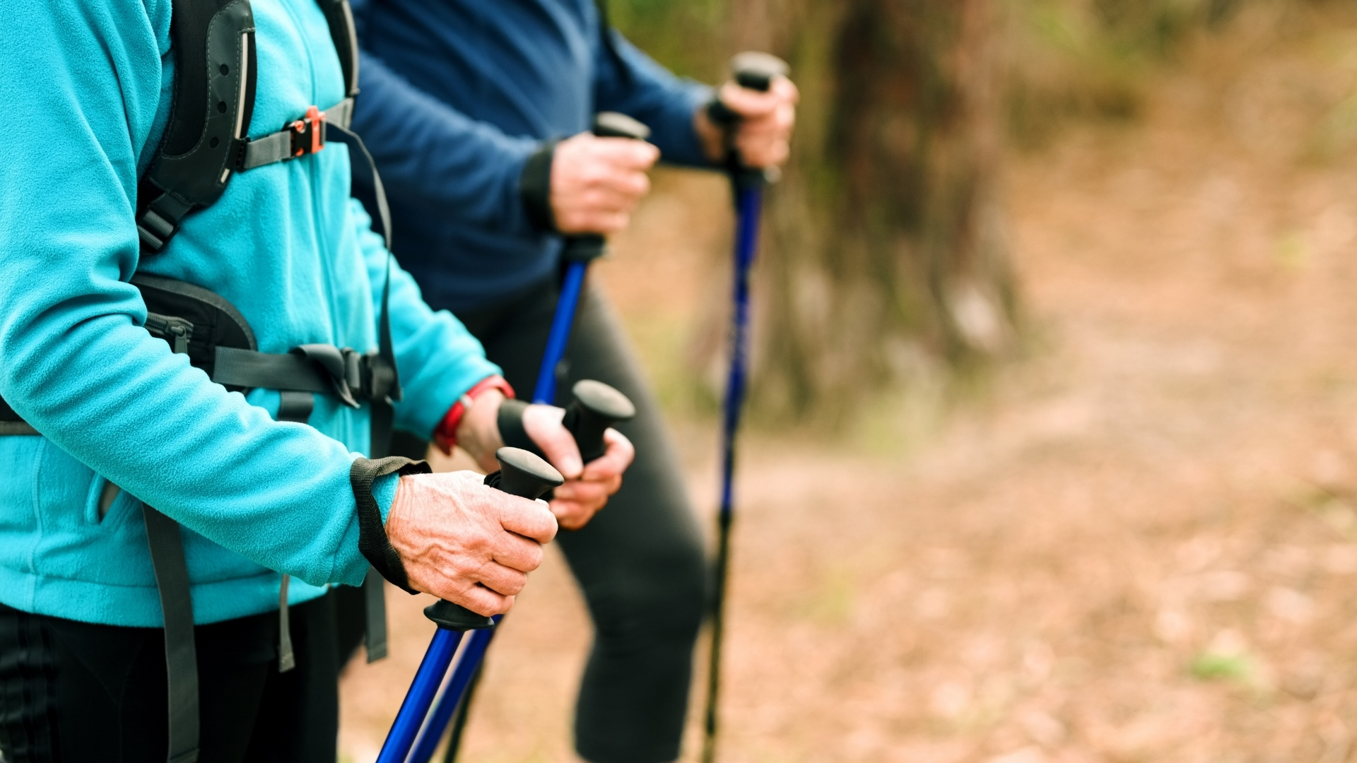 adjusting hiking poles