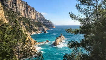 image de partage article de lydie calanques marseille la ciotat