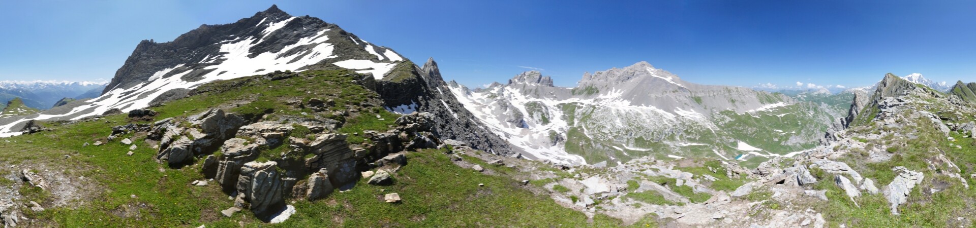 Tour du Mont Blanc, Stage 8: From Col de la Forclaz to Argentière