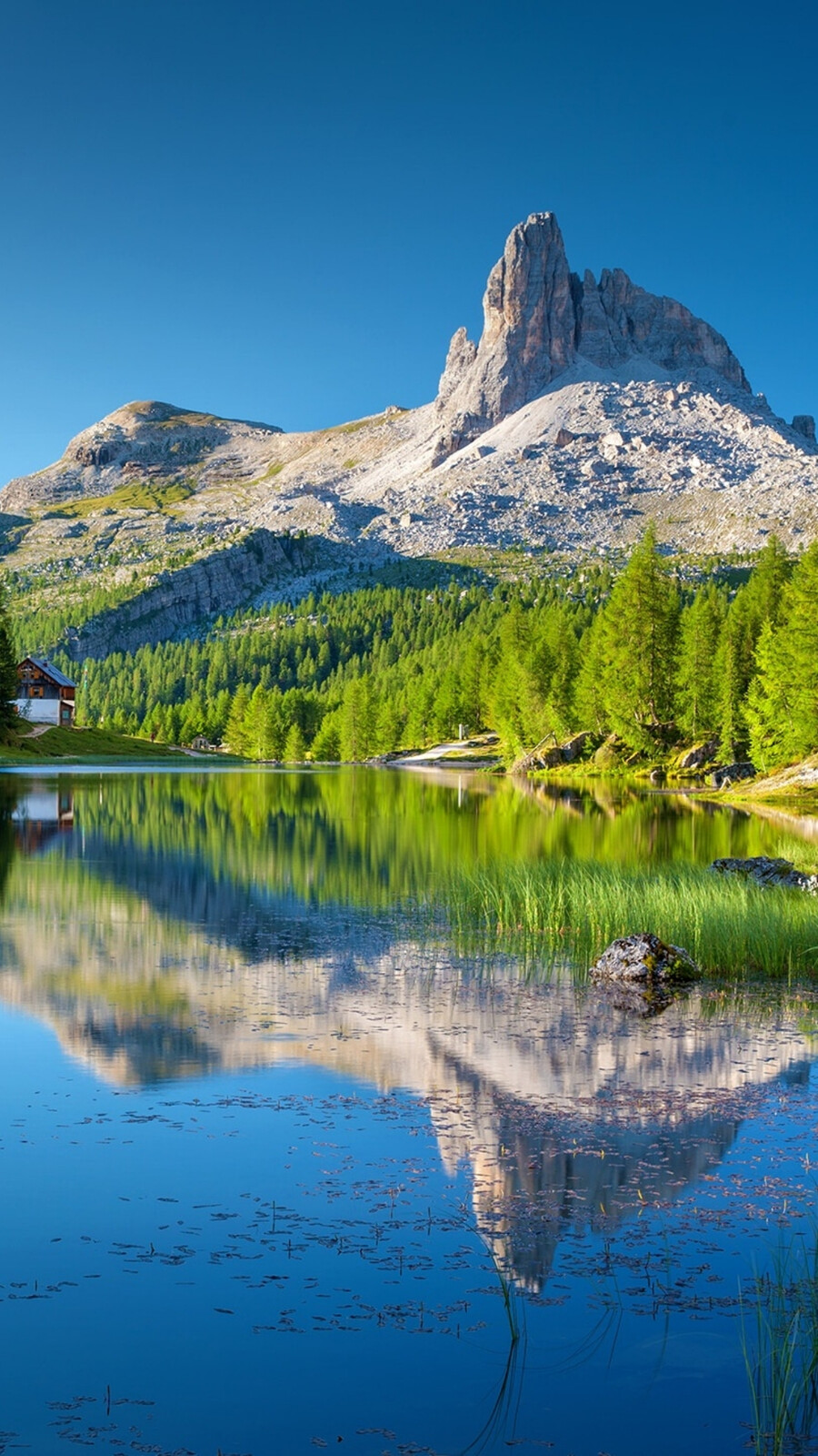 Croda Lake
