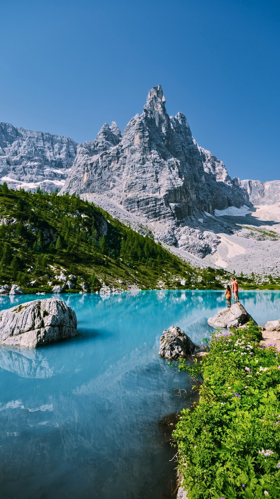 Sorapis Lake