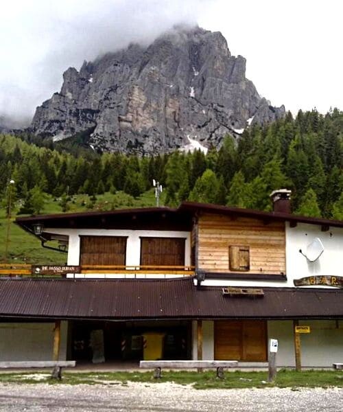 Refuge Passo Duran C. Tomè 