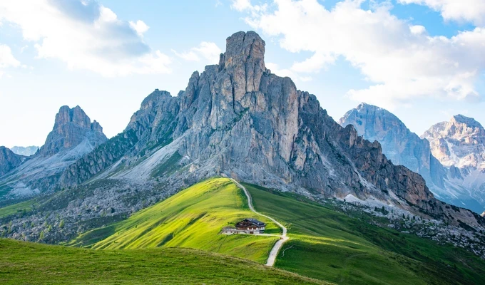 Guided Hiking in the Dolomites