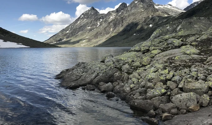 The Legendary Ridges of Jotunheimen: from Besseggen to the Svartdalen Valley
